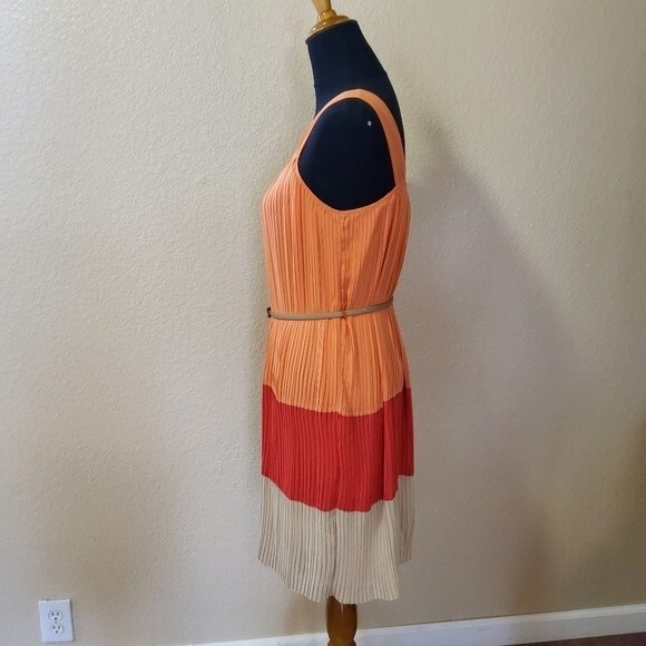 Dana Buchman Pleated Colorblock Sleeveless Dress Size 4 - Picture 5 of 9